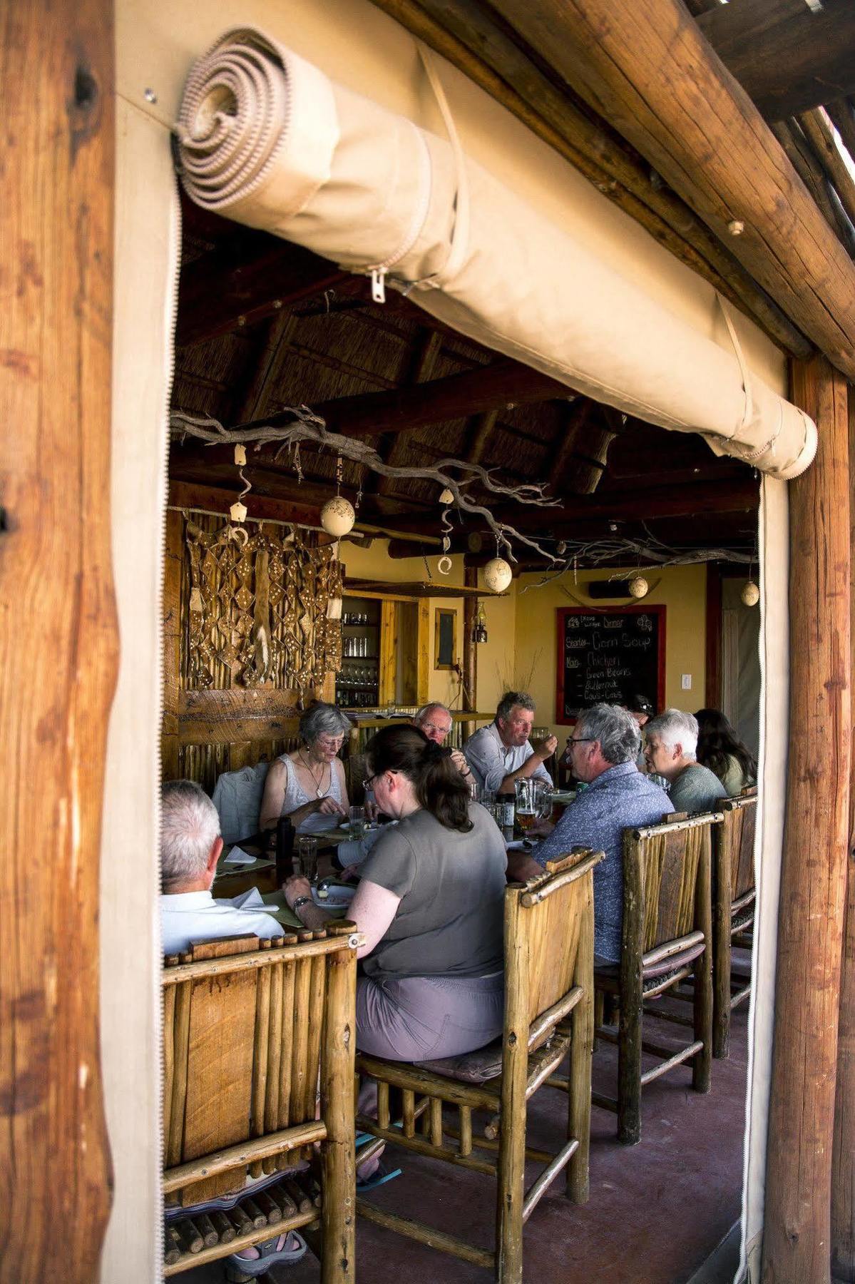 Twee Rivieren Xaus Lodge מראה חיצוני תמונה