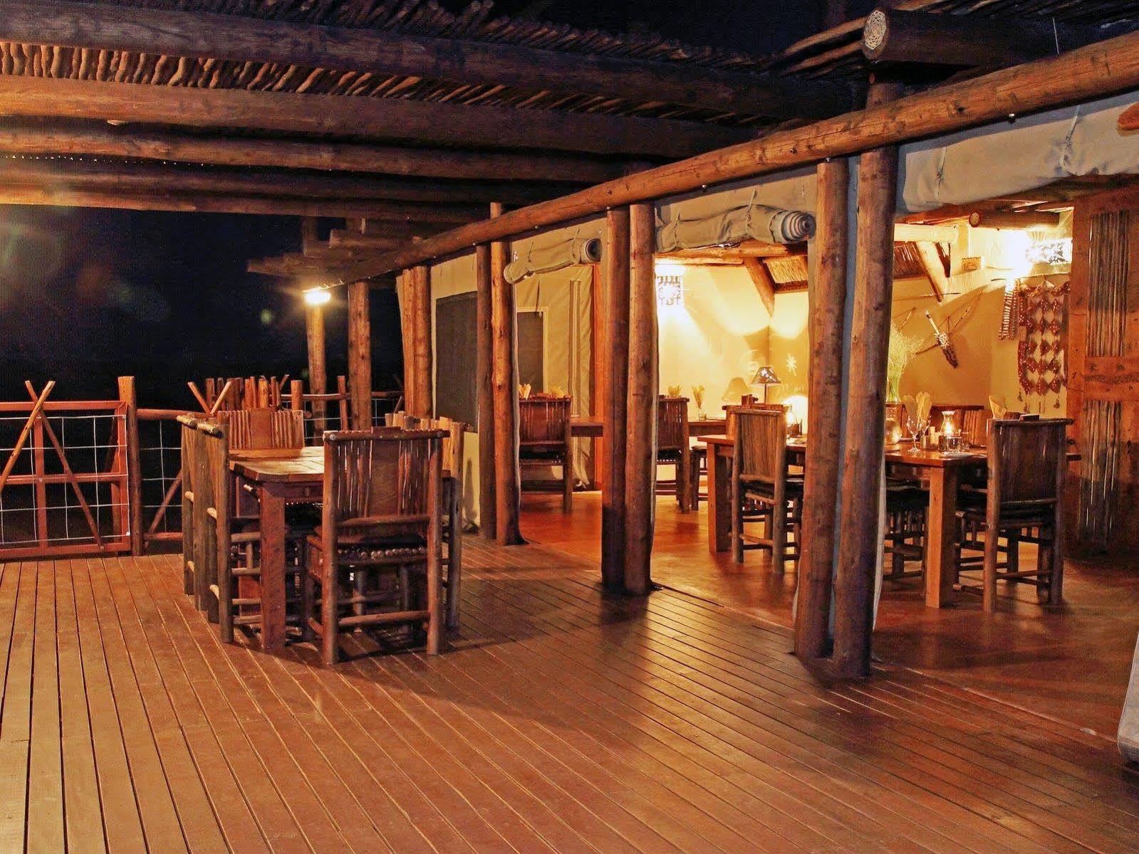 Twee Rivieren Xaus Lodge מראה חיצוני תמונה